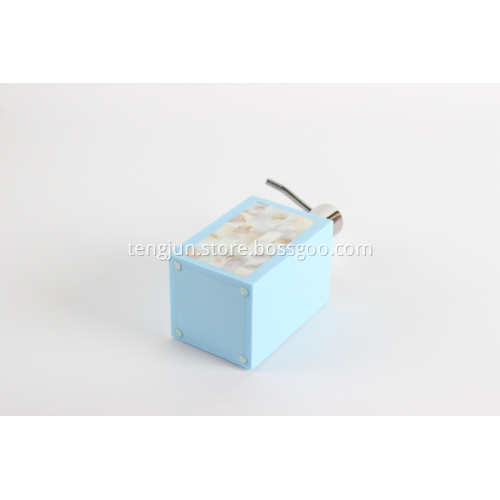 Star Hotel Resin Soap Pump with River Shell